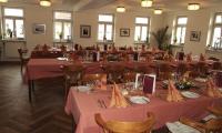 saal_deko_20130506_1519747042.jpg